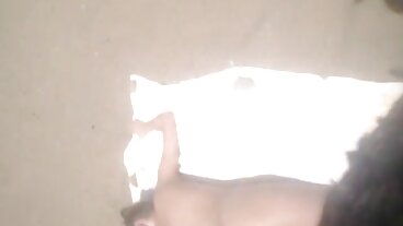 WhiteBoxxx: Capri Lmonde njuter av passionerad mogen dam analsex på PorrHD