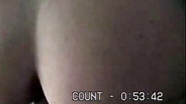 Tittjävla tatuerad Scarlet äldre mulliga damer