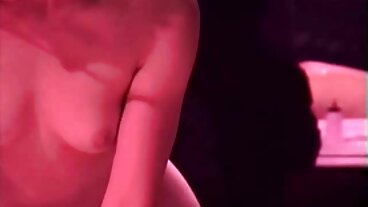 LIFESELECTOR erotiska damer Fiery Redhead Stepsis behöver Anal!