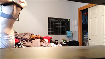 GotFilled: Gia får sitt jävla hål fyllt på PorrHD kåta äldre kvinnor