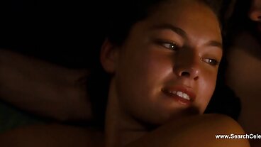 Valentina Nappi tipsar pizzakillen med nakna äldre damer analdoppning