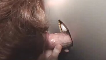 Rörmokare mogen dam Fångad Under Plumpy