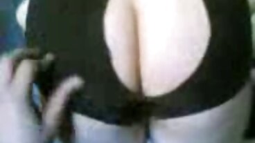 Tiny Blonde Teen Kiara nakna äldre kvinnor drömmer alltid STORT!